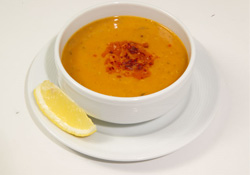 Aşırı sıcak yiyecekler, alkol ve sigara yemek borusu kanserine davetiye çıkarıyor