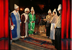 Esnafa tiyatro ile Ahilik dersi