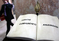 Venedik Komisyonu'ndan reforma destek