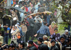 Manisalı Yağmur Çamur Dinlemedi
