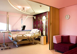 Hasta bakımı eğitimi alan işsiz kalmıyor