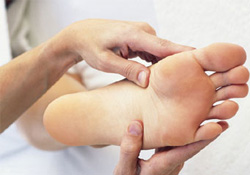 Ayak mantarı hastalığı bulaşıcıdır