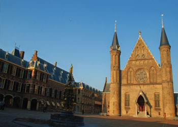 Hollanda Meclisinde Kur’an’lı yemin