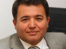 Gezeteci Ömer Şahin 10. yılını kutluyor