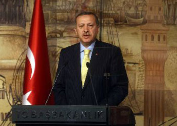 Erdoğan: Said Nursi de pranga eskiterek gitti