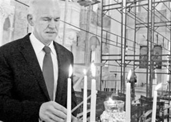 Başbakan kriz için duaya başvuruyor