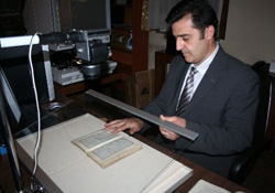 El yazması eserlere el değmeyecek