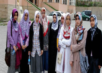 Başörtülüler yine sınava alınmadı!