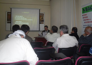 Risale-i Nur'daki hukuk ilkeleri konuşuldu