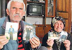 Askere giden oğullarından 11 yıldır haber yok