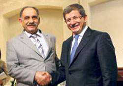 Irak, siyasi istikrar için yardım bekliyor