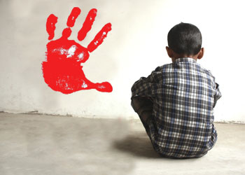 Kreşte dayağa, çiçekli kamuflaj