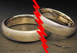 Yalan söyleyen eşe para cezası