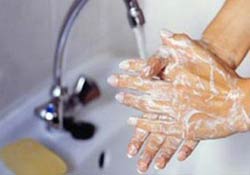 Elleri yıkamak vicdanı rahatlatıyor