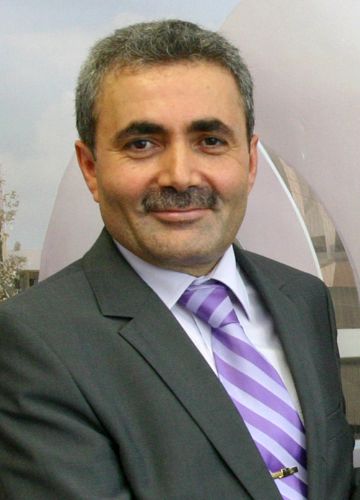 Allah rızasının yolu anne-baba rızasından geçer