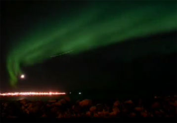 Gökyüzündeki ışık oyunları - VİDEO