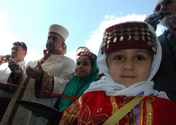 Çocuklarınıza erken yaşta Kur'an öğretin
