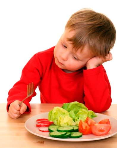 Yemek yemeyen çocukla inatlaşmayın