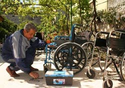 25 yıldır engelliler için çalışıyor