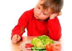 Yemek yemeyen çocukla inatlaşmayın