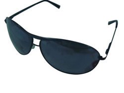 Güneş gözlüğü gözünüzü bozmasın