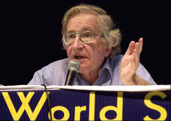 Noam Chomsky: İsrail aklını yitirmiş