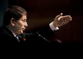 Davutoğlu: Batı'nın parçasıyız