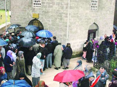 Fatih'in hocası dualarla anıldı