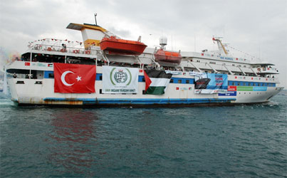 İsrail askerleri korkudan denize atladı