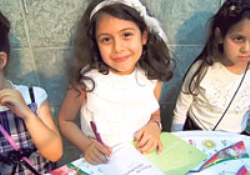 Masalları beğenmedi, kendisi yazdı