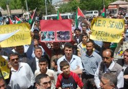 Yurtta ve dünyada İsrail'e yoğun protestolar