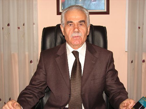 Müslümanın cenazedeki görevi, alkış veya slogan değildir