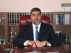 Camilerde personel sıkıntısı yaşanıyor