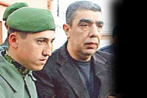 Karanlık olayların arkasında asker var