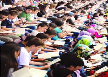 Stad dolusu insan kitap okudu