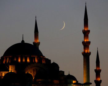 Üç aylar geldi rahmet yağıyor