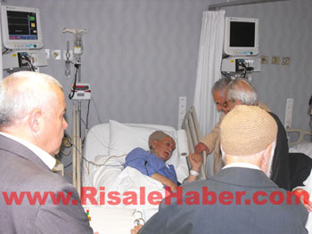 Üstadın talebeleri hastanede buluştu-FOTO