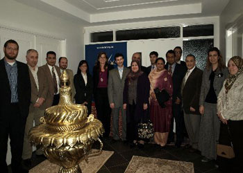 İlk defa Müslümanlarla bir araya geldi