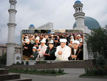 Kırgızistanda iç savaş camide durdu