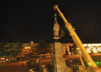 Risale-i Nur’da heykele bakış…