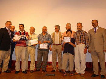 9 saat eğitimle Kur'an öğretiyorlar