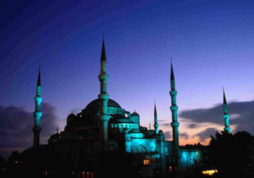Türkiye'deki cami, imam ve müezzinlerin ismini ezbere biliyor