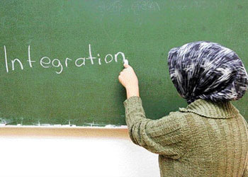 Başörtülü öğretim üyesi sorun olmaz