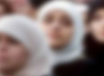 Askeri lojmanlara giren başörtülüler fişlenmiş