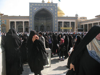 Zorla örtünmek de kutuplaşma sebebi