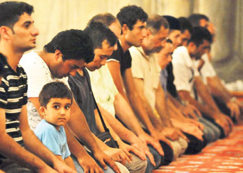 Dinde zorlama yoktur