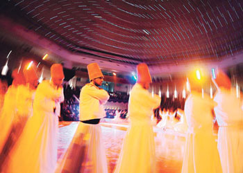 Mevlana Sema gösterisinden ibaret değil