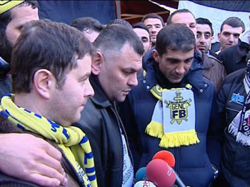 Taraftarlar Eyüp Sultan'da namazla anlaştılar