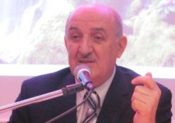 Peygamberi sevmek sözle olmaz, seven sevdiğini örnek alır