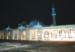 Fatih Camii ışıklandırıldı